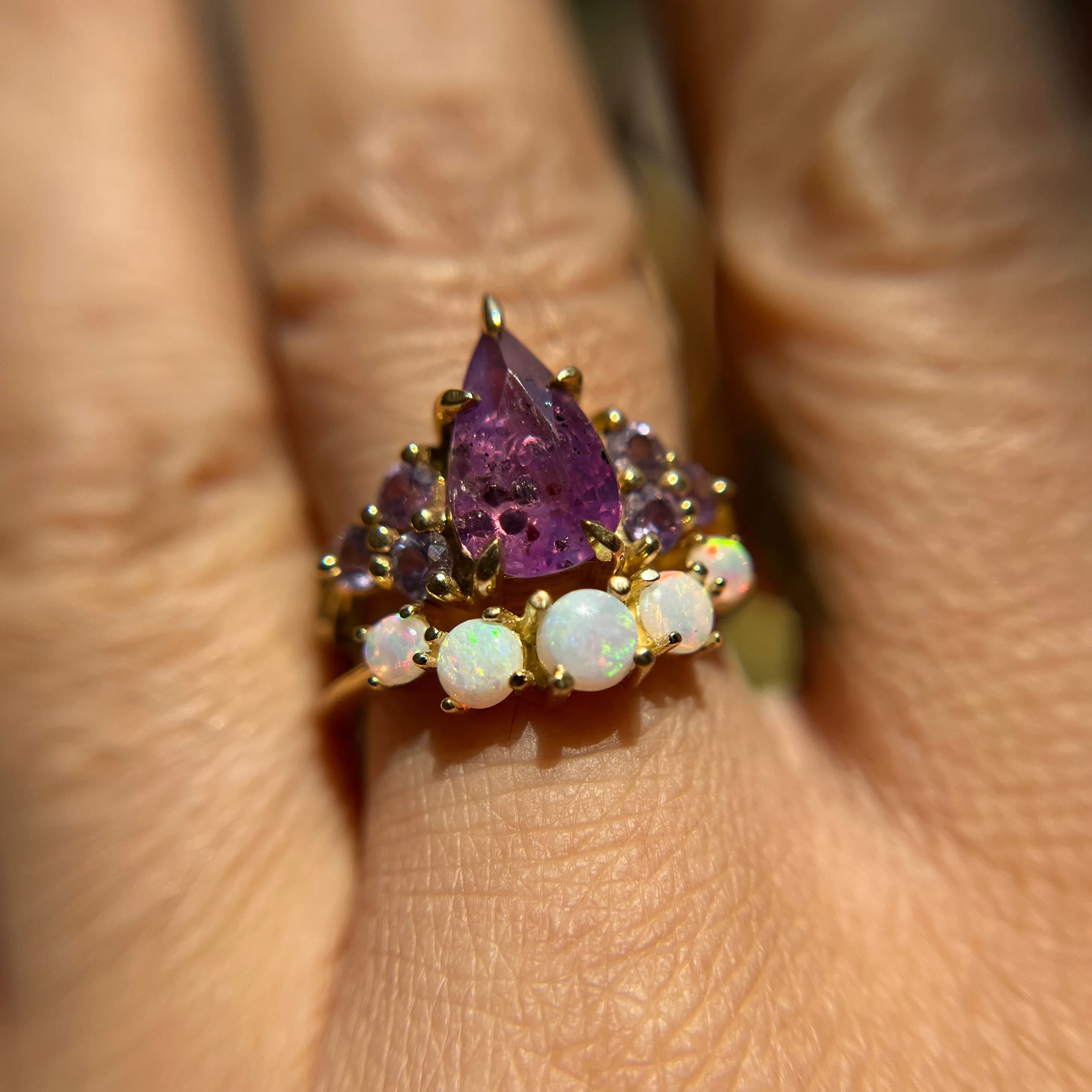 2.12ct Sri Lankan Sapphire Pear Nico