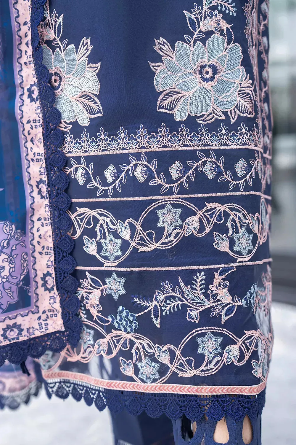 3PC Embroidered Unstitched Lawn Suit KSE-2627