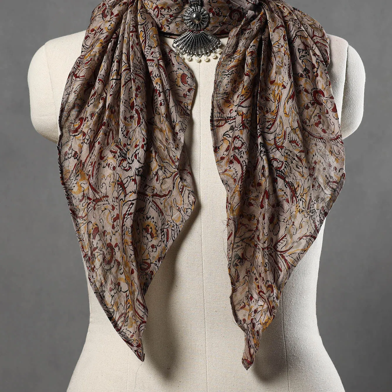 Block Printed Chanderi Silk Pendant Necklace Scarf 27
