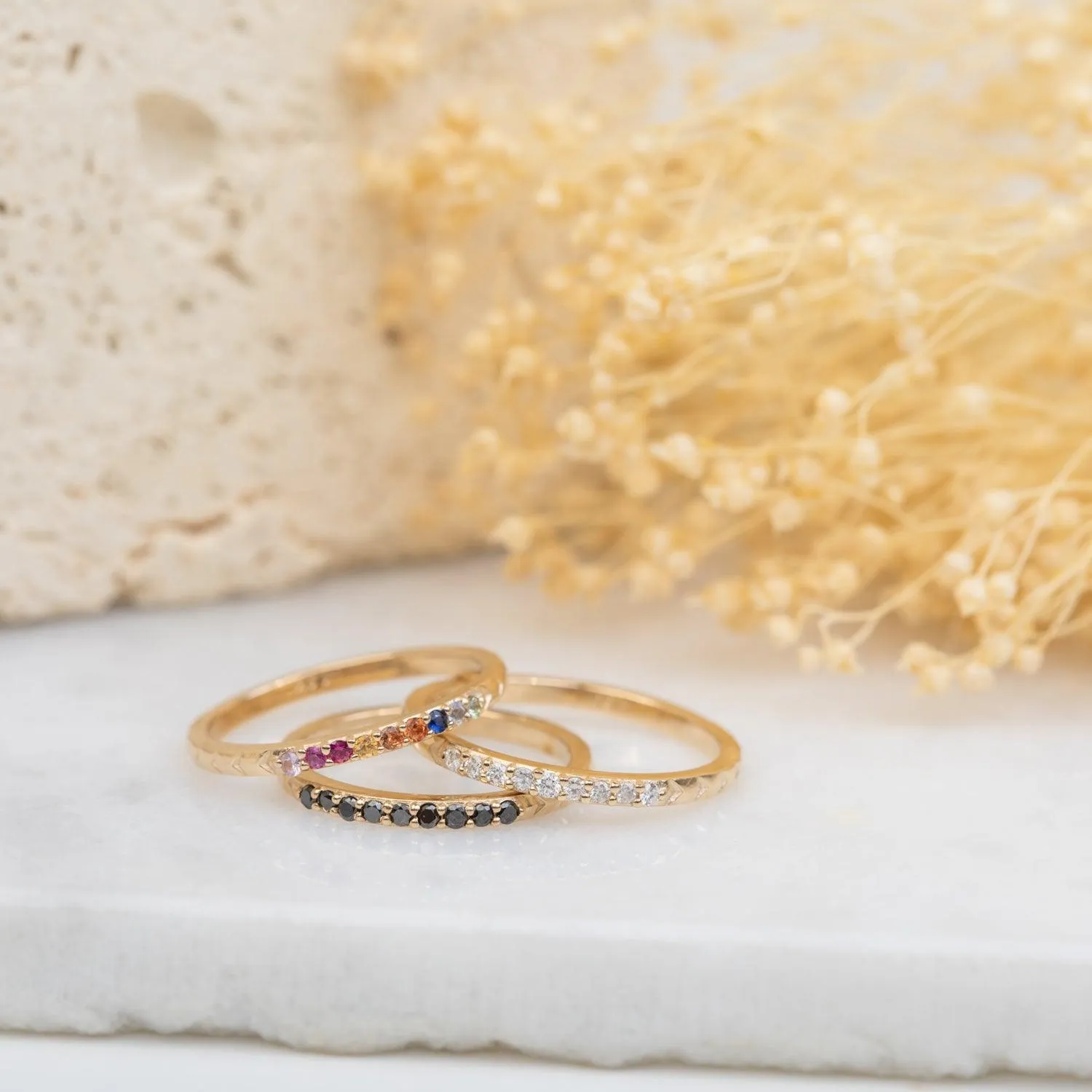 Blue Ombre Sapphire 14k Gold Band