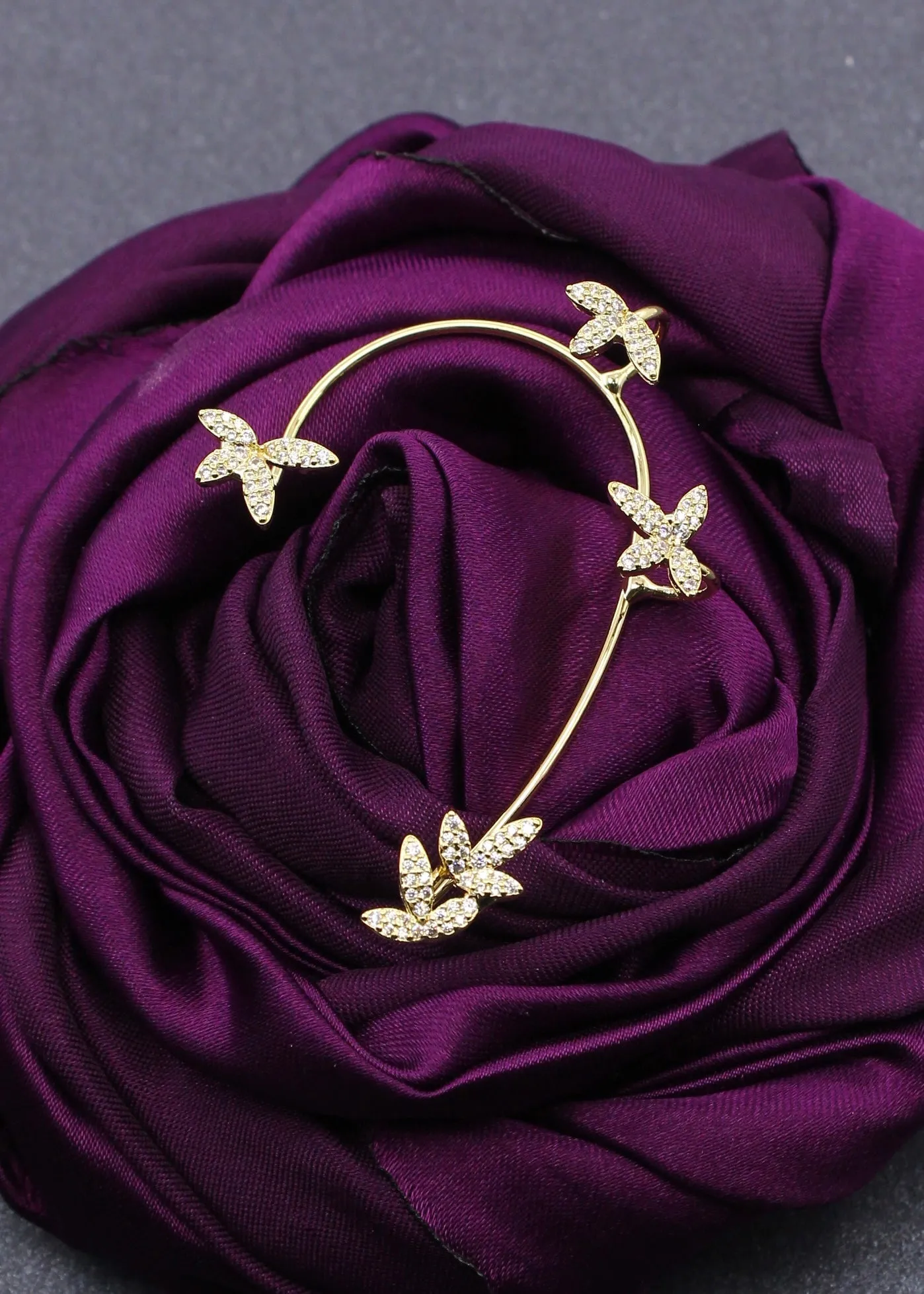 BUTTERFLY DIA EAR-CUFFS