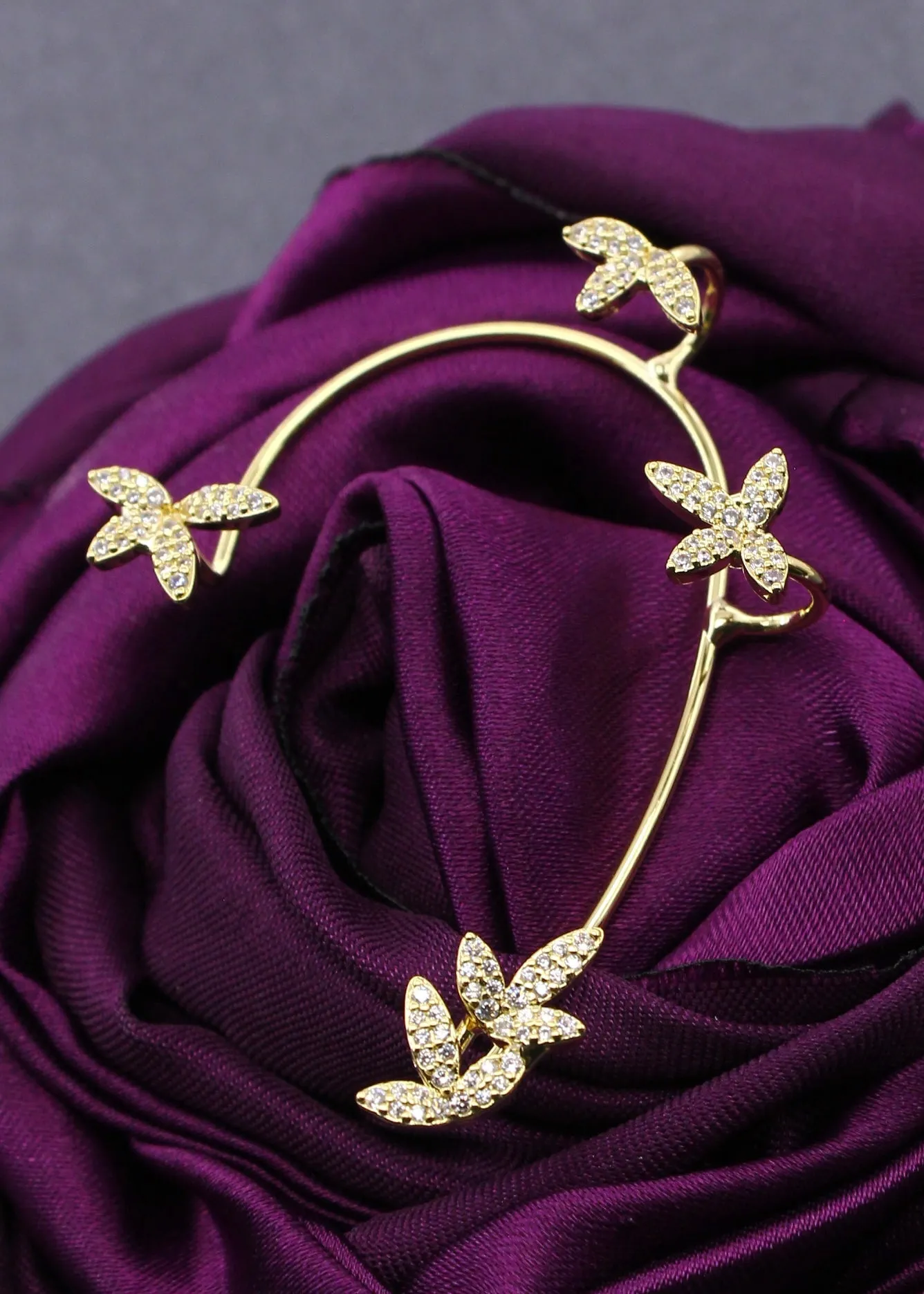 BUTTERFLY DIA EAR-CUFFS