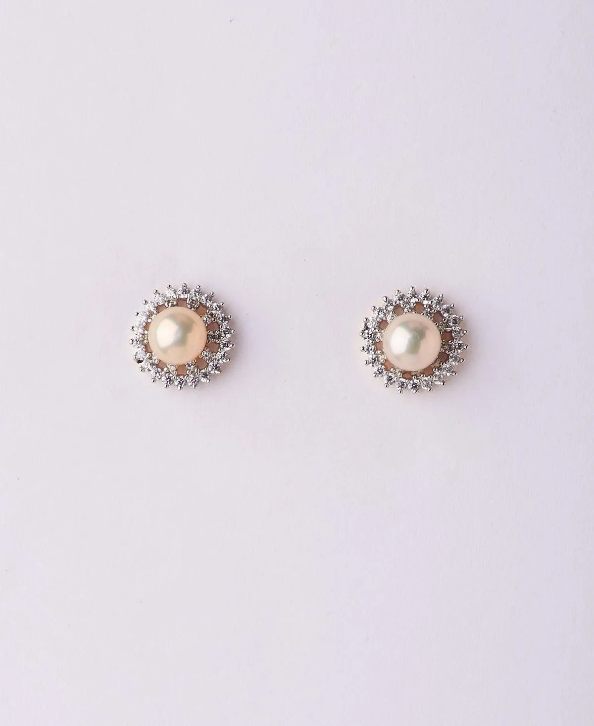 Classy Pink Pearl Stud Earring