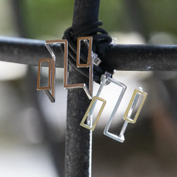 Creating Things by Andrea Rojas Córdoba - One Line Earrings