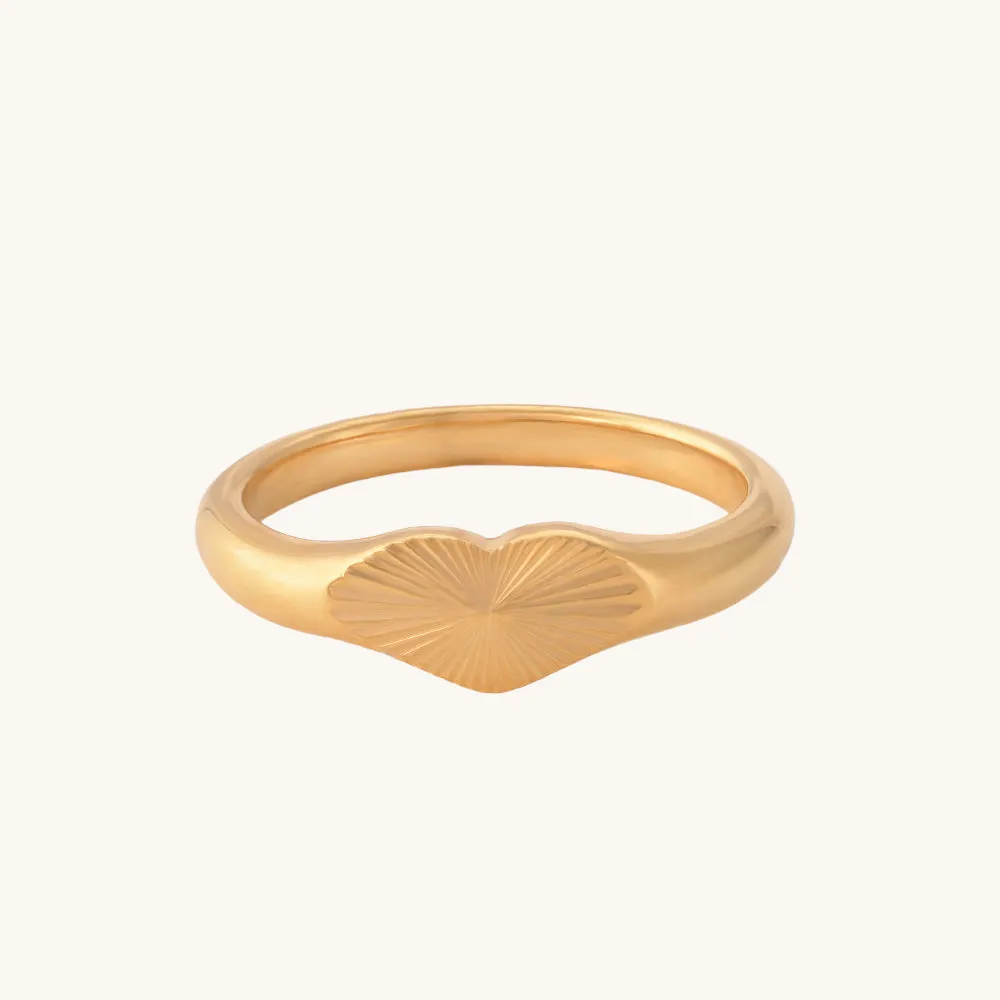 Heart Rays Ring