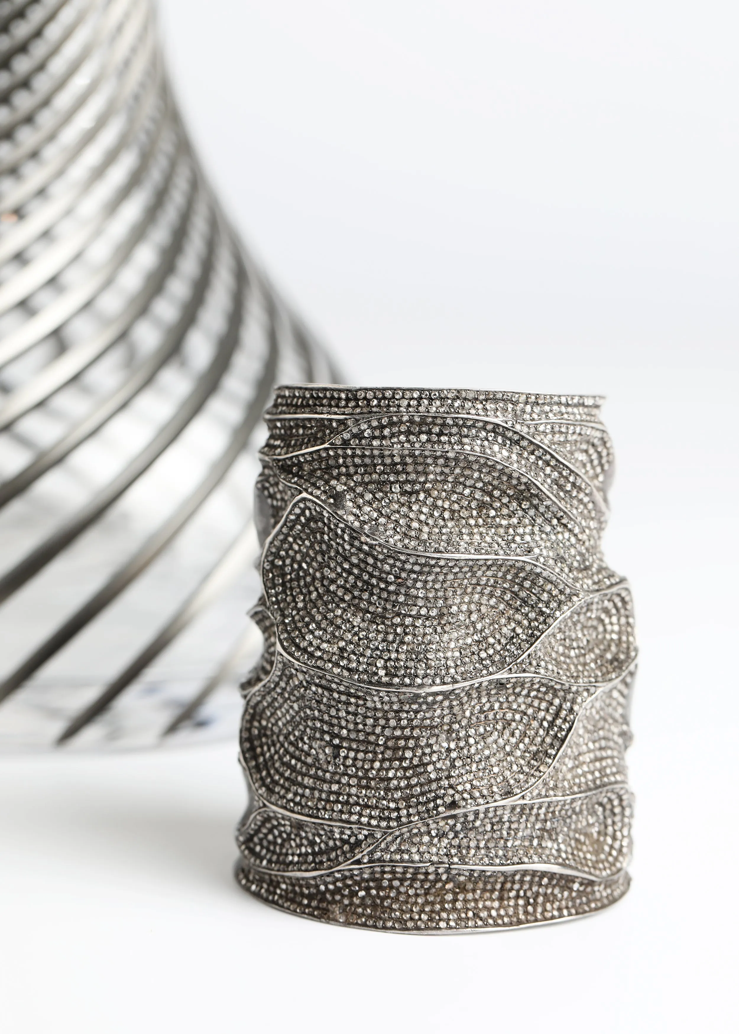 MAKAYLA DIAMOND CUFF BRACLET