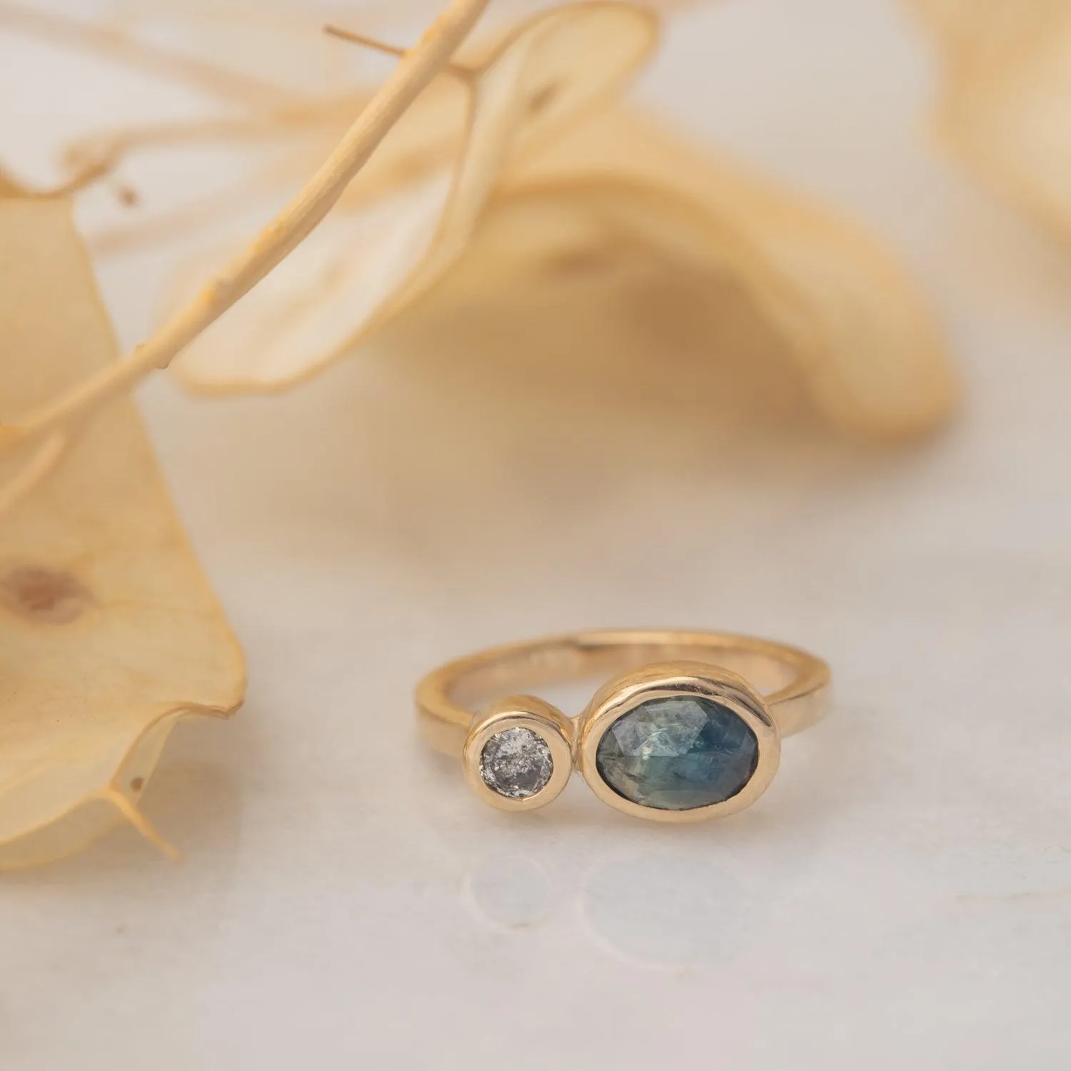 Maria - Sapphire Ring with Salt and Pepper Diamond