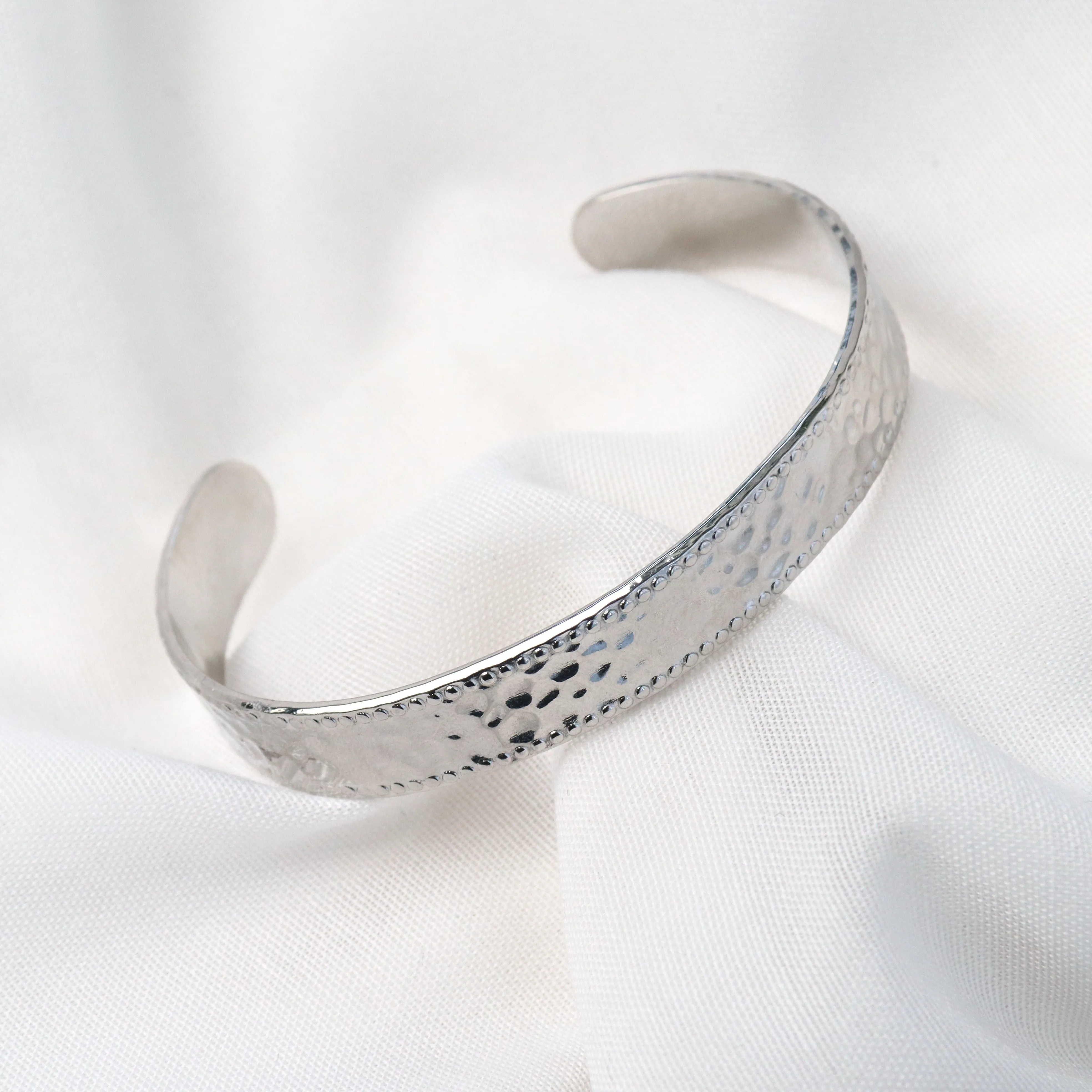 Mea | Stainless Steel 18K Gold Plated or Silver Cuff Bangle