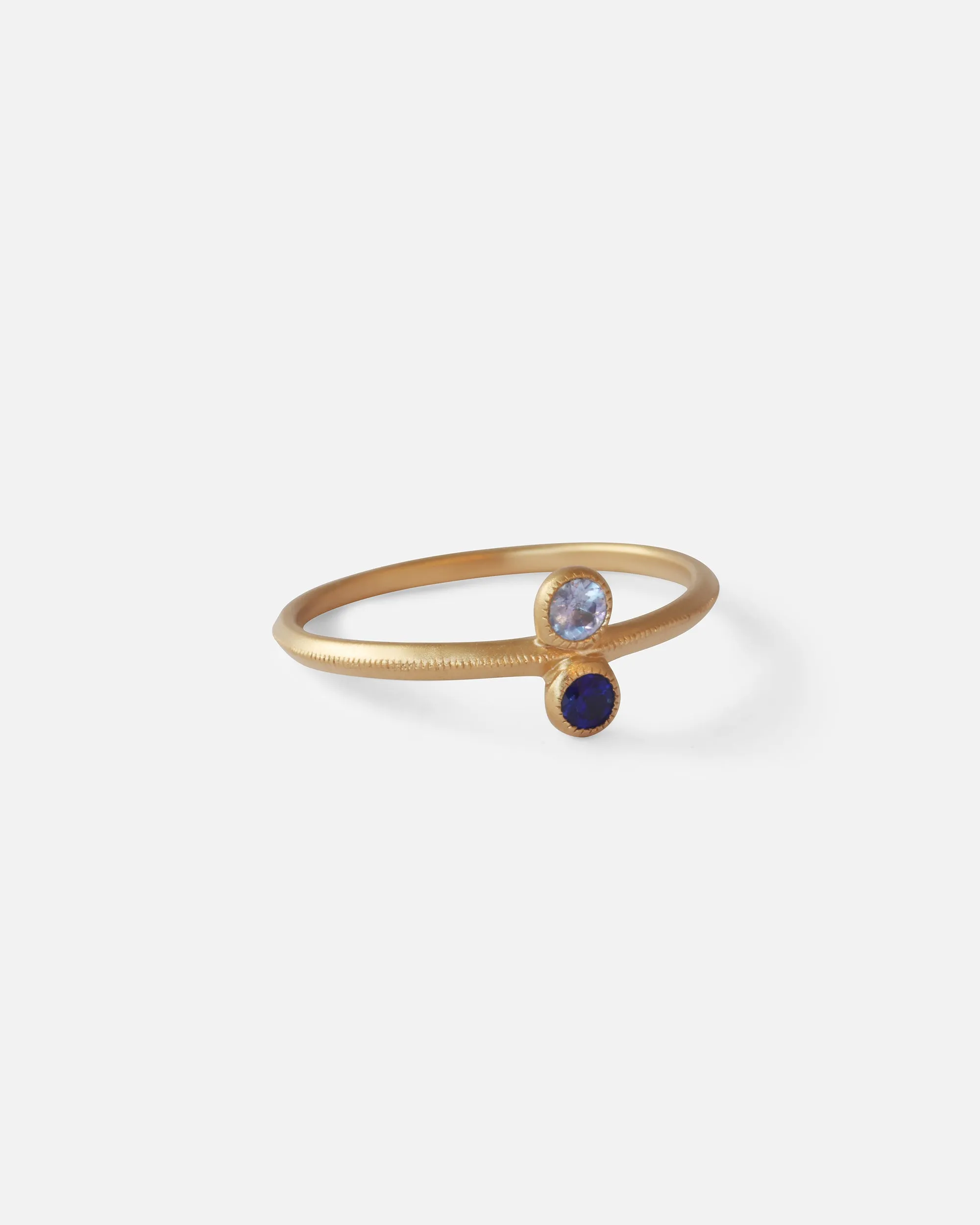 Melee Ball / Toi et Moi Blue and Light Blue Sapphire Ring