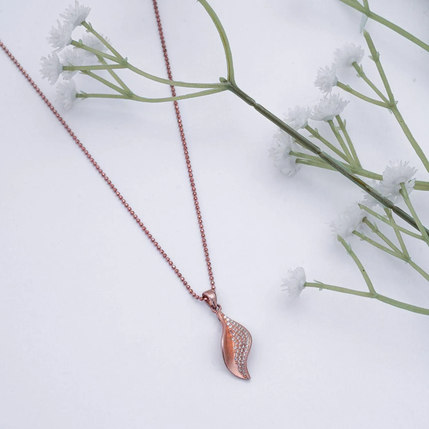 Minimalistic Leaf