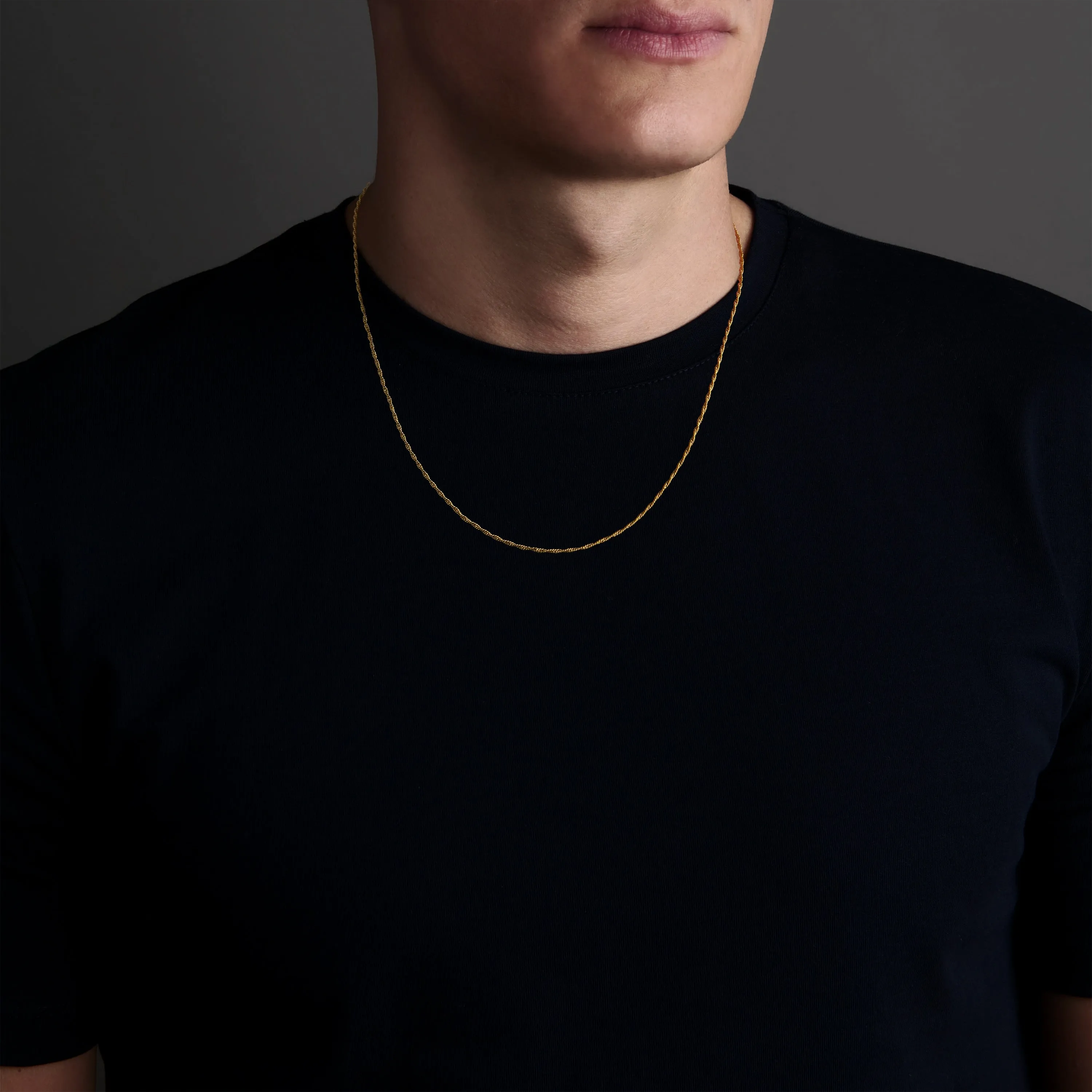 Narrow Twist Chain