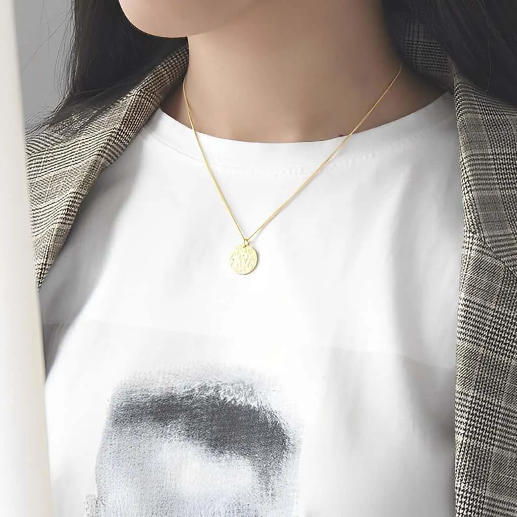 Round Pendant Necklace - Chloe