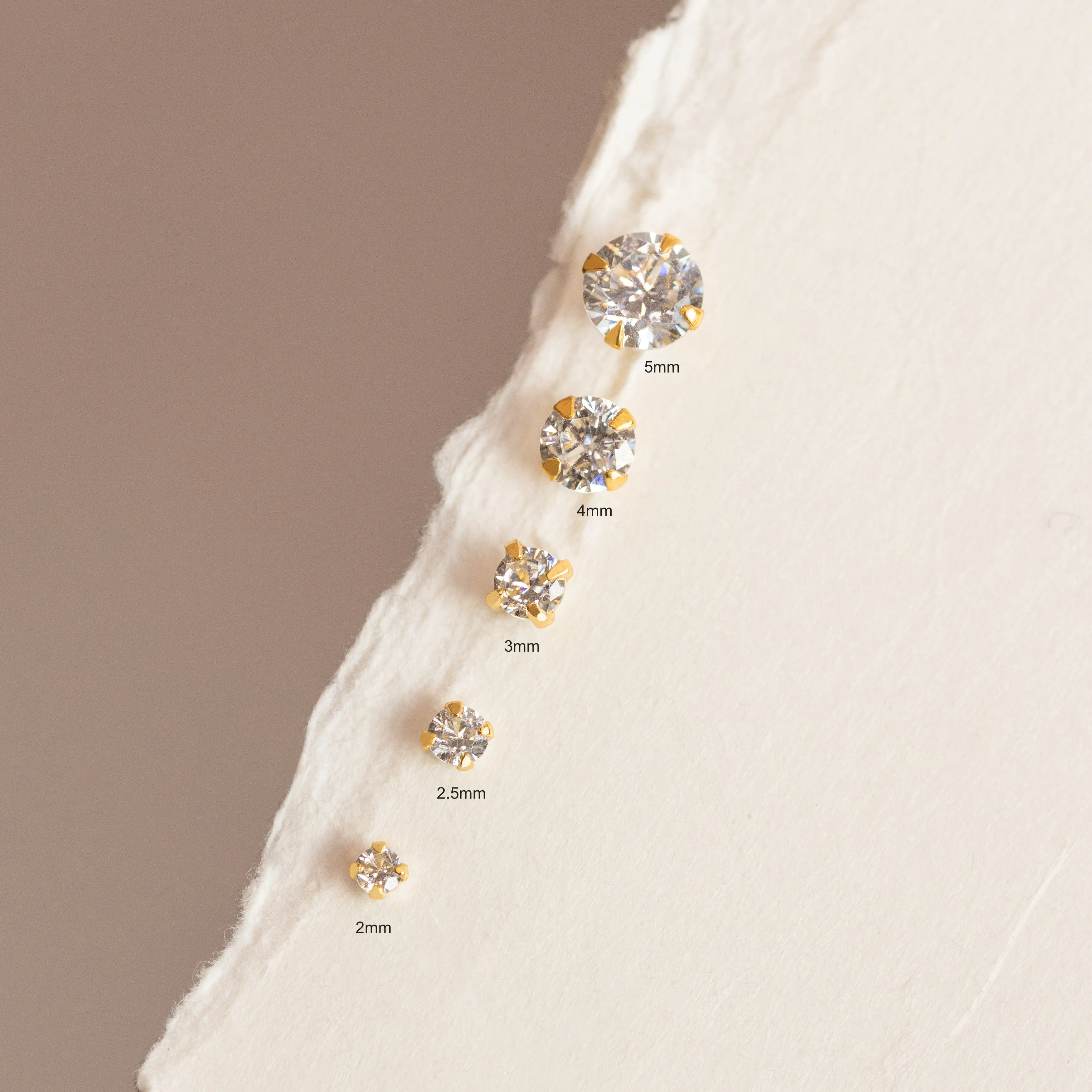 (Single) Sparkly Mini CZ Stud Earrings