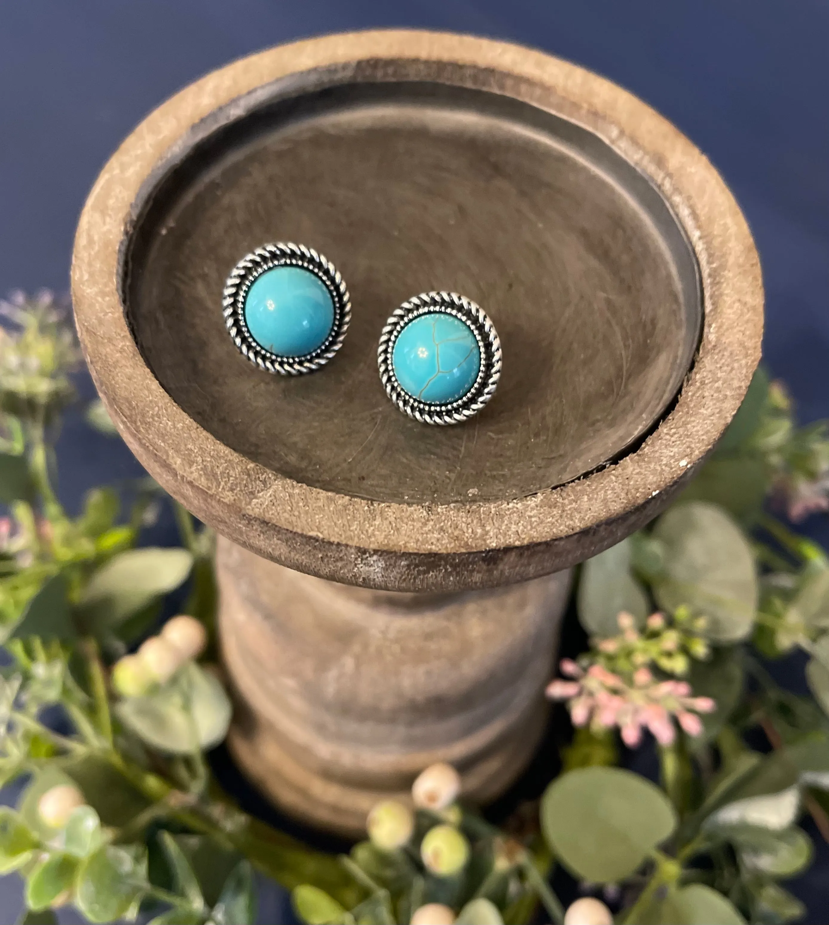 Tuquoise Studs