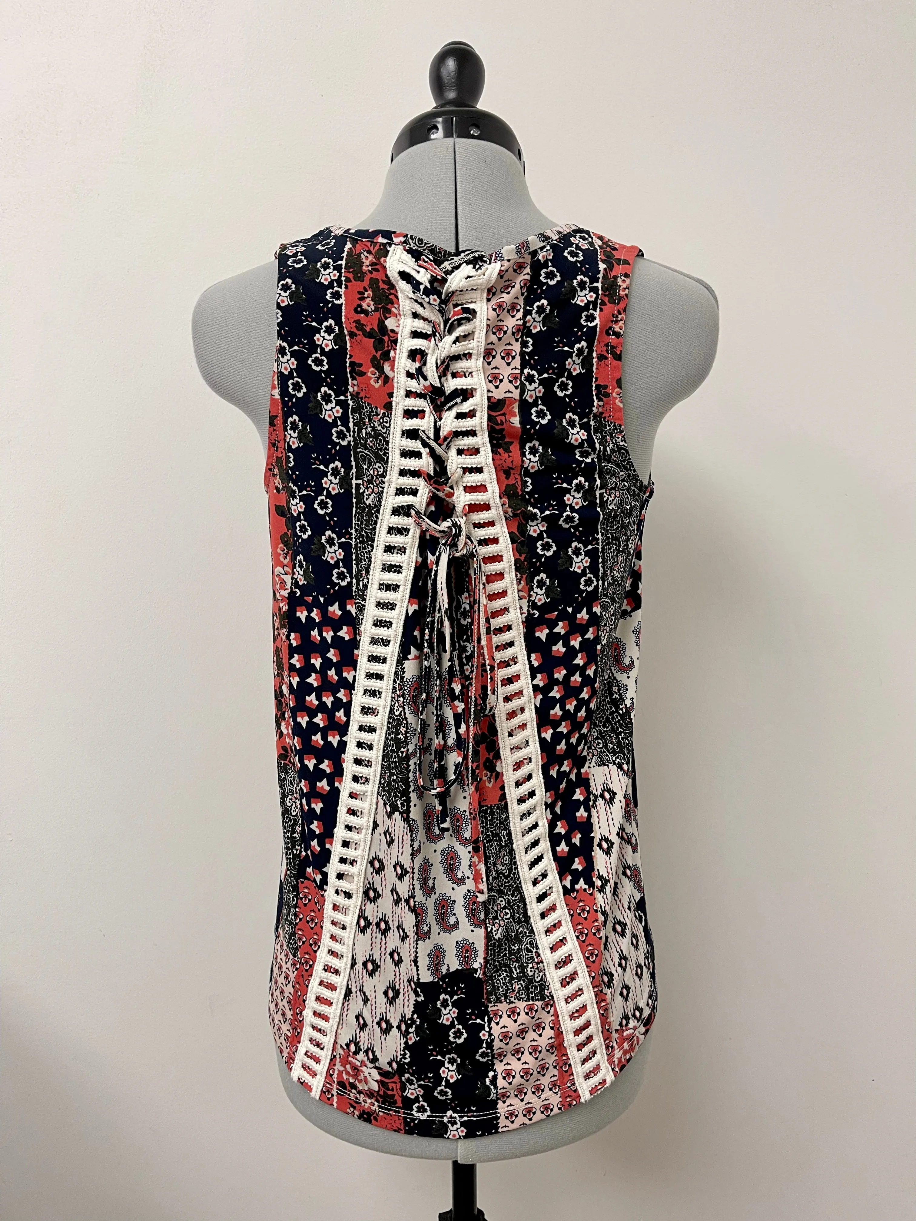 Women’s Cleo Sleeveless Top, Small